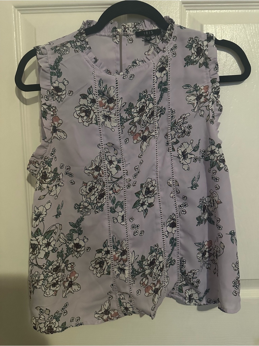 iris Lavender Floral Ruffle-Trim Sleeveless Camisole
